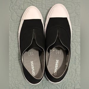 NWT Converse Chuck Taylor Gemma Slip Ons